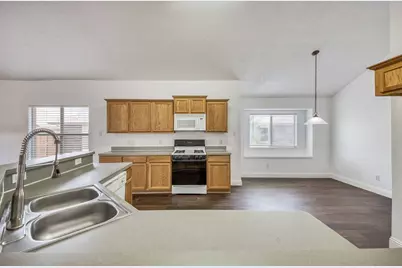 744 Oriole Drive, Saginaw, TX 76131 - Photo 11