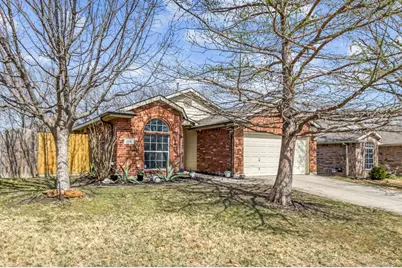 744 Oriole Drive, Saginaw, TX 76131 - Photo 39