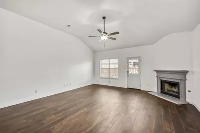 744 Oriole Drive, Saginaw, TX 76131 - Photo 21