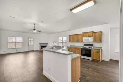 744 Oriole Drive, Saginaw, TX 76131 - Photo 9