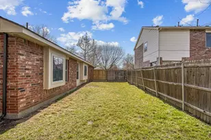 744 Oriole Dr, Saginaw, TX 76131 - Photo 37