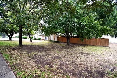 2366 Hill N Dale Drive, Irving, TX 75038 - Photo 27