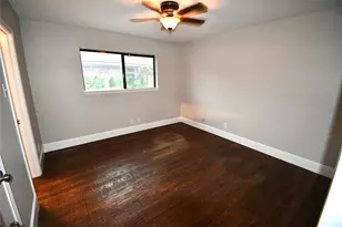 2366 Hill N Dale Dr, Irving, TX 75038 - Photo 21