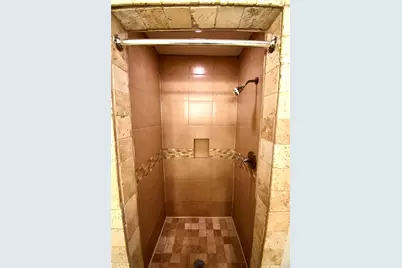 2366 Hill N Dale Drive, Irving, TX 75038 - Photo 11