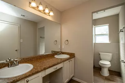 618 Plainview Drive, Mansfield, TX 76063 - Photo 13