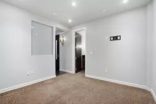 2600 W 7th St, Fort Worth, TX 76107 - Photo 13