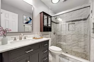 2011 Fair Oaks Cir, Corinth, TX 76210 - Photo 15