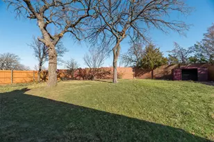 2011 Fair Oaks Cir, Corinth, TX 76210 - Photo 21