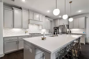 13752 Woodford Ln, Frisco, TX 75035 - Photo 9