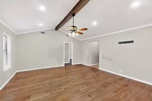 1724 Post Oak Dr, Bedford, TX 76021 - Photo 5