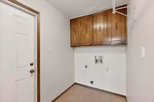 1724 Post Oak Dr, Bedford, TX 76021 - Photo 31