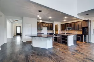 303 San Marcos Dr, Irving, TX 75039 - Photo 9