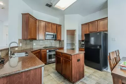 100 Lansdale Drive, McKinney, TX 75072 - Photo 13