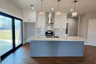 2713 Stone Briar Dr, Mt Pleasant, TX 75455 - Photo 3