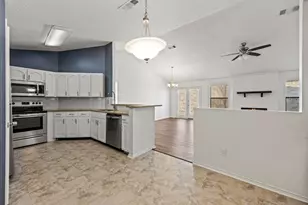 2713 Harvest Lake Dr, Irving, TX 75060 - Photo 11