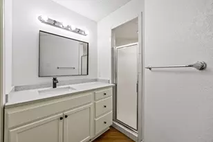 2713 Harvest Lake Dr, Irving, TX 75060 - Photo 5