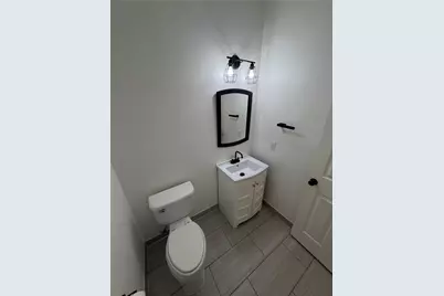 2743 Hyde Park Drive, Grand Prairie, TX 75050 - Photo 7