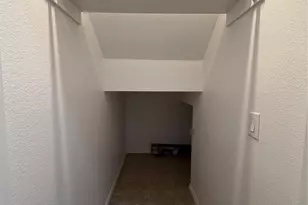 2743 Hyde Park Dr, Grand Prairie, TX 75050 - Photo 11