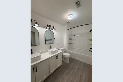 2743 Hyde Park Drive, Grand Prairie, TX 75050 - Photo 9