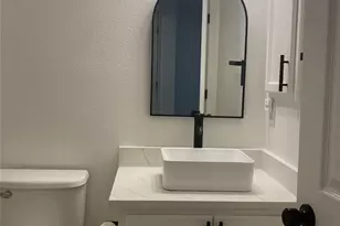 2743 Hyde Park Dr, Grand Prairie, TX 75050 - Photo 15