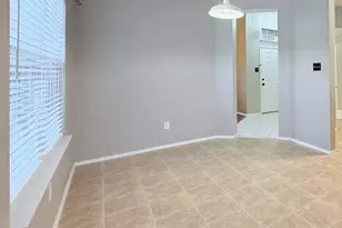 6700 Periwinkle Dr, Arlington, TX 76002 - Photo 5