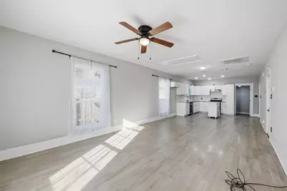 821 E Jones Street, Sherman, TX 75090 - Photo 5