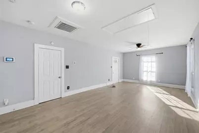 821 E Jones Street, Sherman, TX 75090 - Photo 3