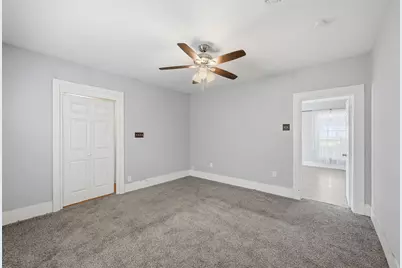 821 E Jones Street, Sherman, TX 75090 - Photo 9