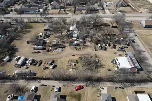 1006 N Masters Dr, Dallas, TX 75217 - Photo 1