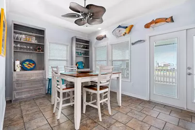 515 Copano Cove Road, Rockport, TX 78382 - Photo 15