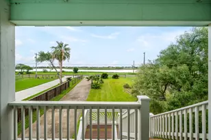 515 Copano Cove Rd, Rockport, TX 78382 - Photo 7