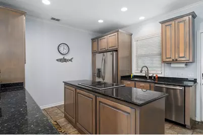 515 Copano Cove Road, Rockport, TX 78382 - Photo 9