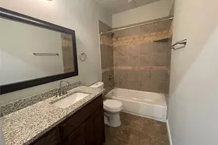 1262 E Myrtle St, Fort Worth, TX 76104 - Photo 9