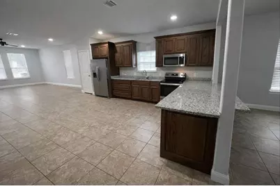 1262 E Myrtle Street, Fort Worth, TX 76104 - Photo 3