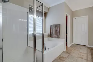 328 Tioga St, Burleson, TX 76028 - Photo 17