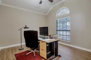 328 Tioga St, Burleson, TX 76028 - Photo 13