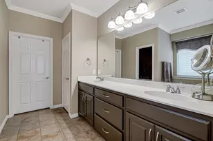 328 Tioga St, Burleson, TX 76028 - Photo 15