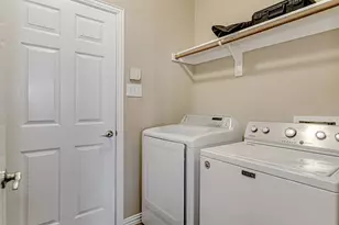 328 Tioga St, Burleson, TX 76028 - Photo 27