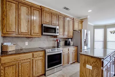 328 Tioga Street, Burleson, TX 76028 - Photo 7