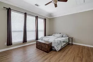 328 Tioga St, Burleson, TX 76028 - Photo 13