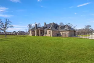 703 Winkler Wy, Springtown, TX 76082 - Photo 29