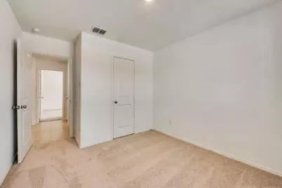 801 Vicksburg Drive, Ennis, TX 75119 - Photo 17