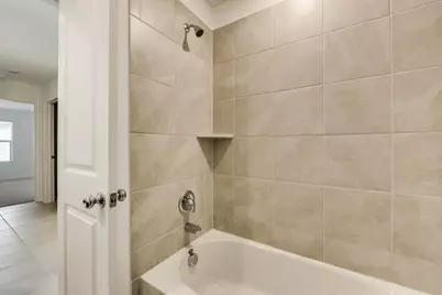 801 Vicksburg Drive, Ennis, TX 75119 - Photo 9