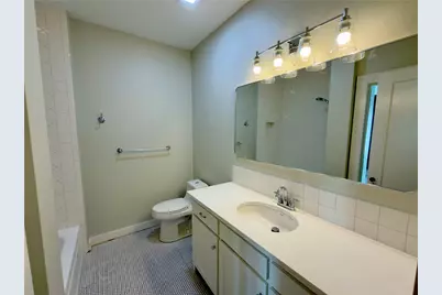 803 Woodlawn Avenue, Dallas, TX 75208 - Photo 11