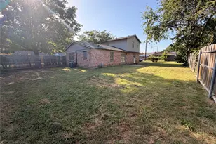 1416 Norwood Dr, Hurst, TX 76053 - Photo 17