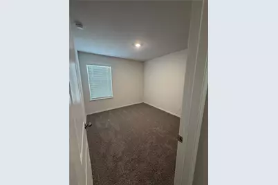 729 Lantana Lane, Pilot Point, TX 76258 - Photo 15