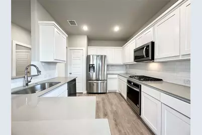 1420 Avondale Court, Celina, TX 75009 - Photo 9