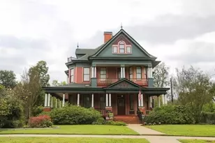 433 W Washington St, Paris, TX 75460 - Photo 1