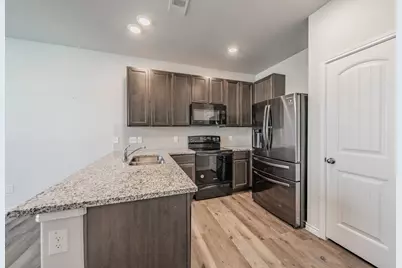 5517 Willamette Drive, Fort Worth, TX 76119 - Photo 11