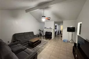 2916 Kathleen Ln, Euless, TX 76039 - Photo 3